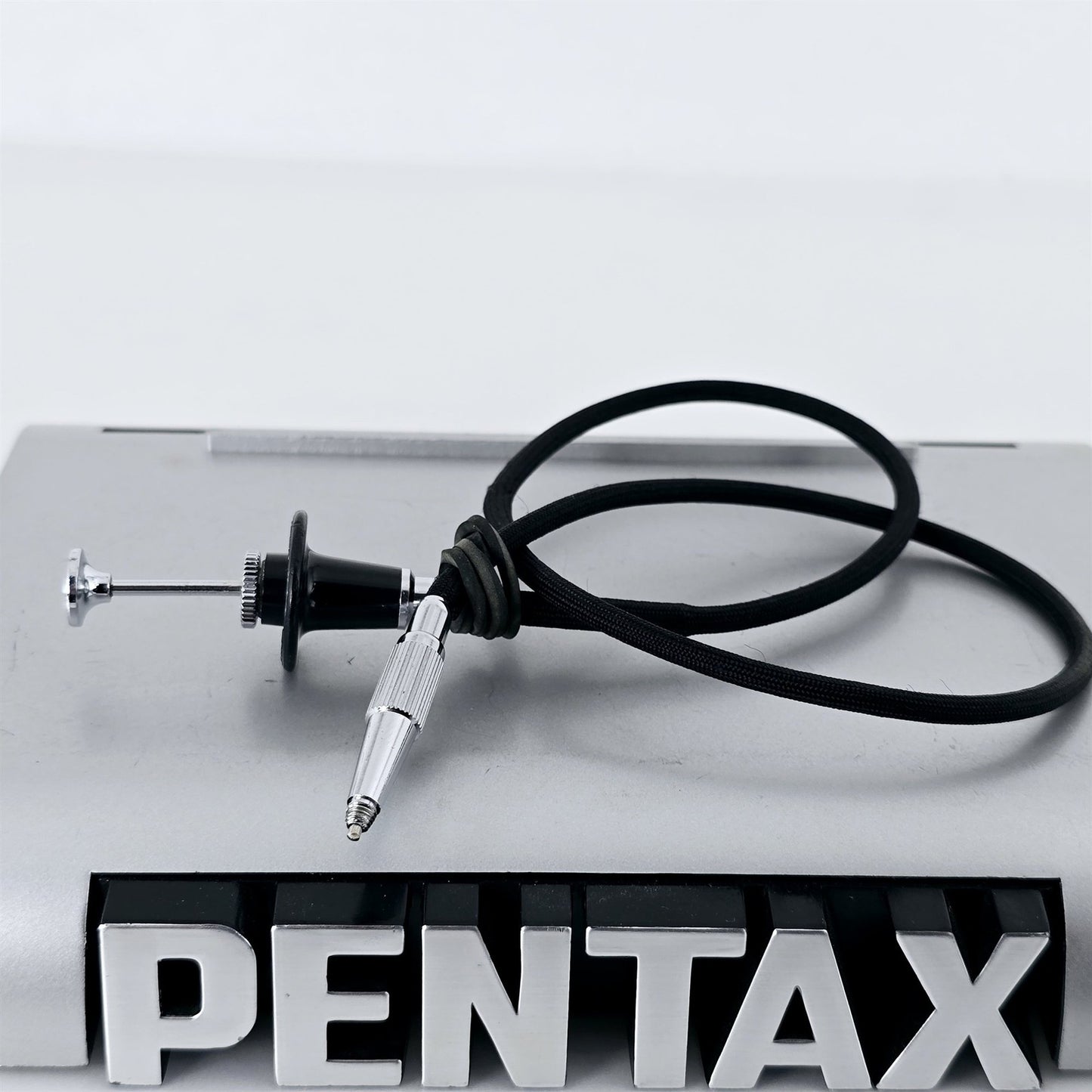 [Pre-owned] Genuine Asahi Pentax Shutter Cable Release-50 — Near Mint — Japan #5271