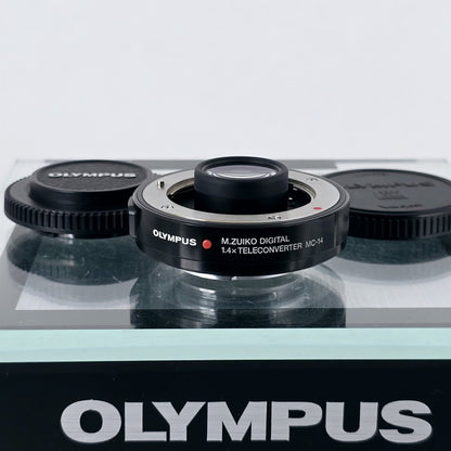 [Pre-owned] Olympus MC-14 1.4x Teleconverter for M.Zuiko Digital Lens — Mint — Japan #5554