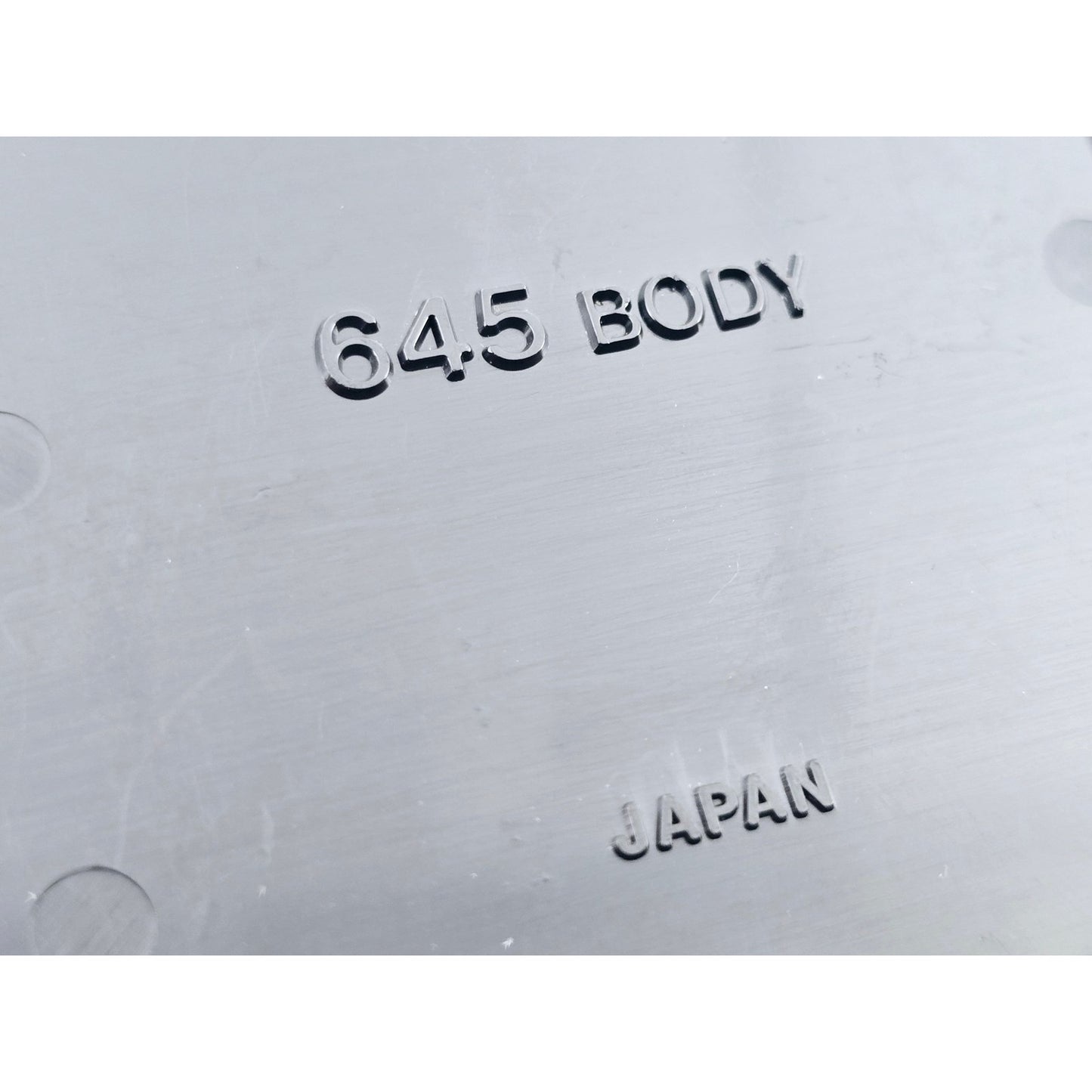 [Pre-owned] Mamiya 645 Top Body Cap Cover — Near MINT — Japan #5108