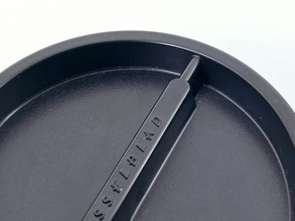 [Pre-owned] Hasselblad Camera Body Cap 51438 Black for 500 Series — MINT — Japan #5058
