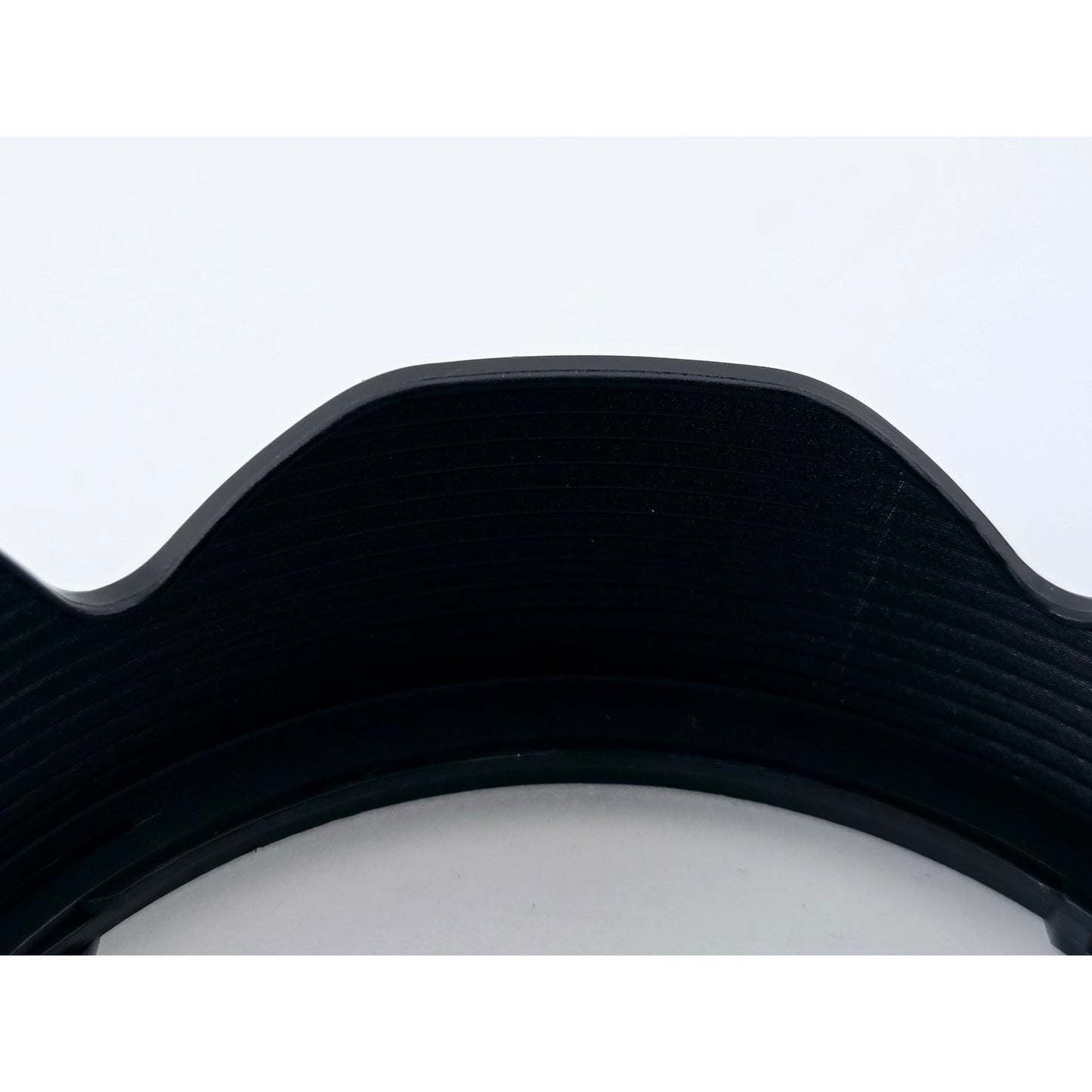[Pre-owned] Tamron 1DFH Plastic Lens Hood for 28-200mm F/2.8-5.6 Di III — Near MINT — Japan #4730