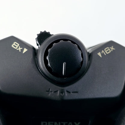 [Pre-owned] Pentax UCF Compact 8-16x21 Zoom Binoculars (Gray) — Near Mint — Japan #5543