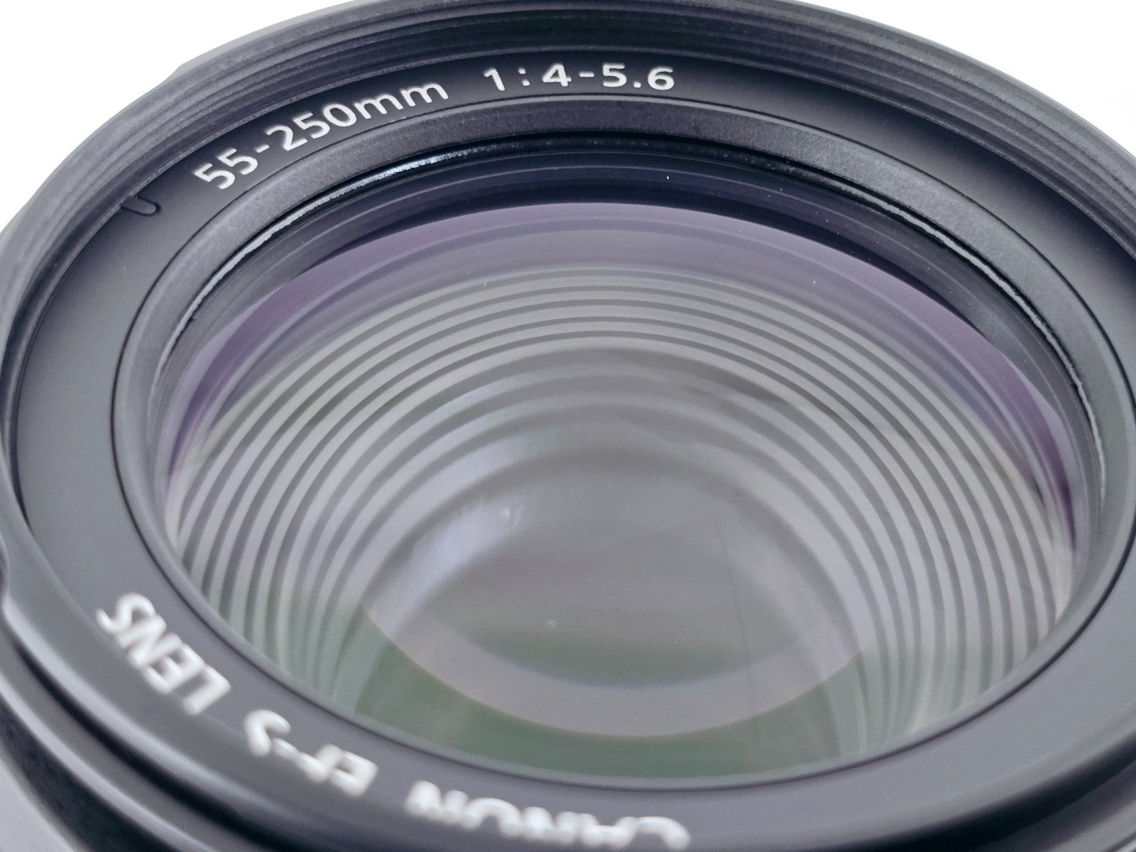🌸[MINT] Canon EF-S 55-250mm F4-5.6 IS Telephoto Zoom Lens Genuine From Japan