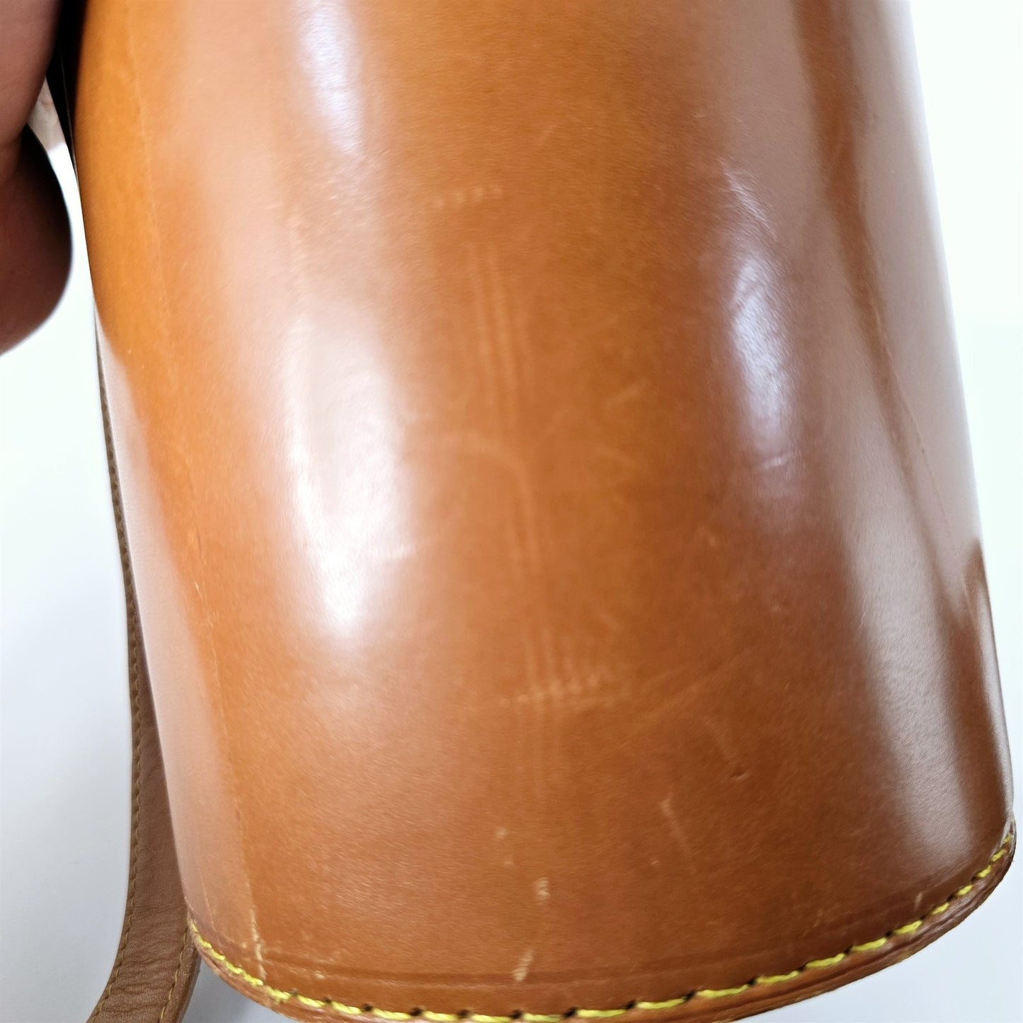 [Pre-owned] Genuine Hasselblad Hard Leather Lens Carrying Case — Excellent+++++ — Japan #5347