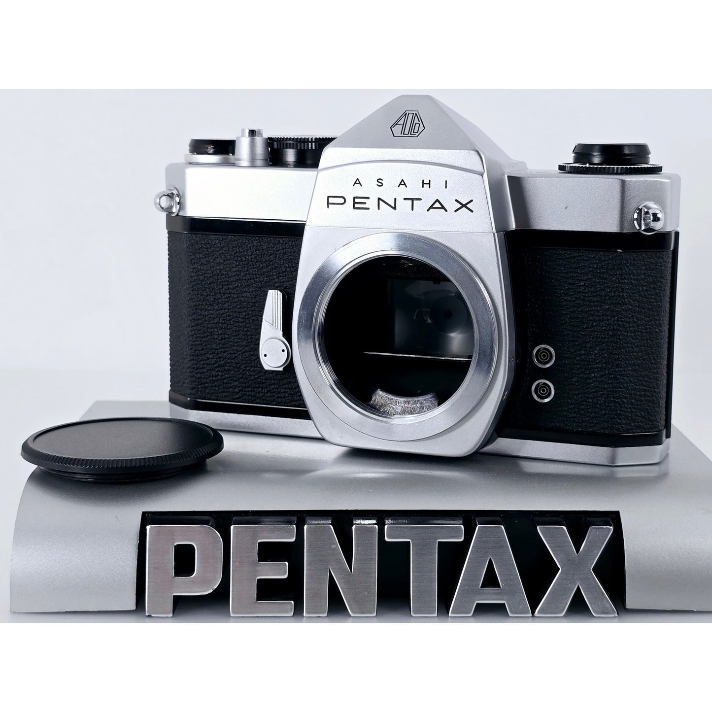 [Pre-owned] Asahi Pentax SL 35mm Film SLR Camera Body — Near MINT+++ — Japan #4763