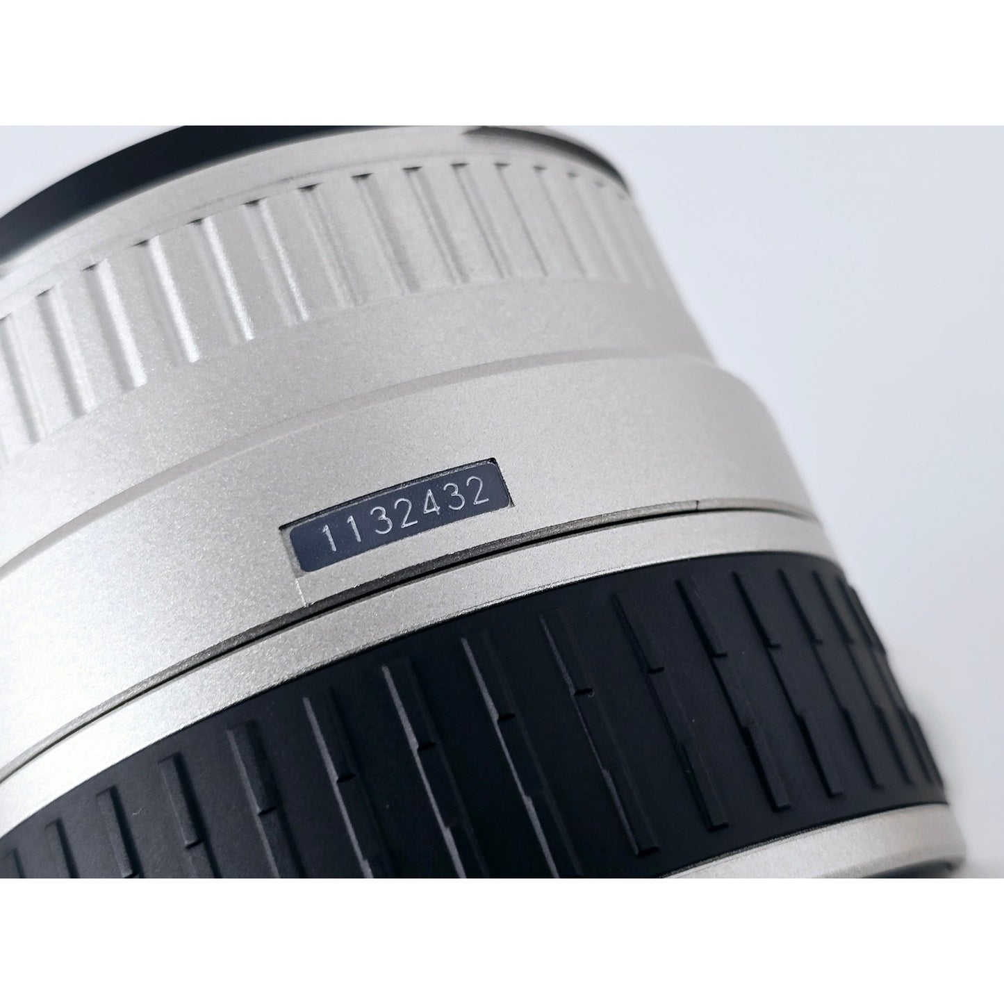 [Pre-owned] Sigma Zoom 28-80mm F3.5-5.6 II Aspherical Macro for Nikon F — Near MINT — Japan #4950