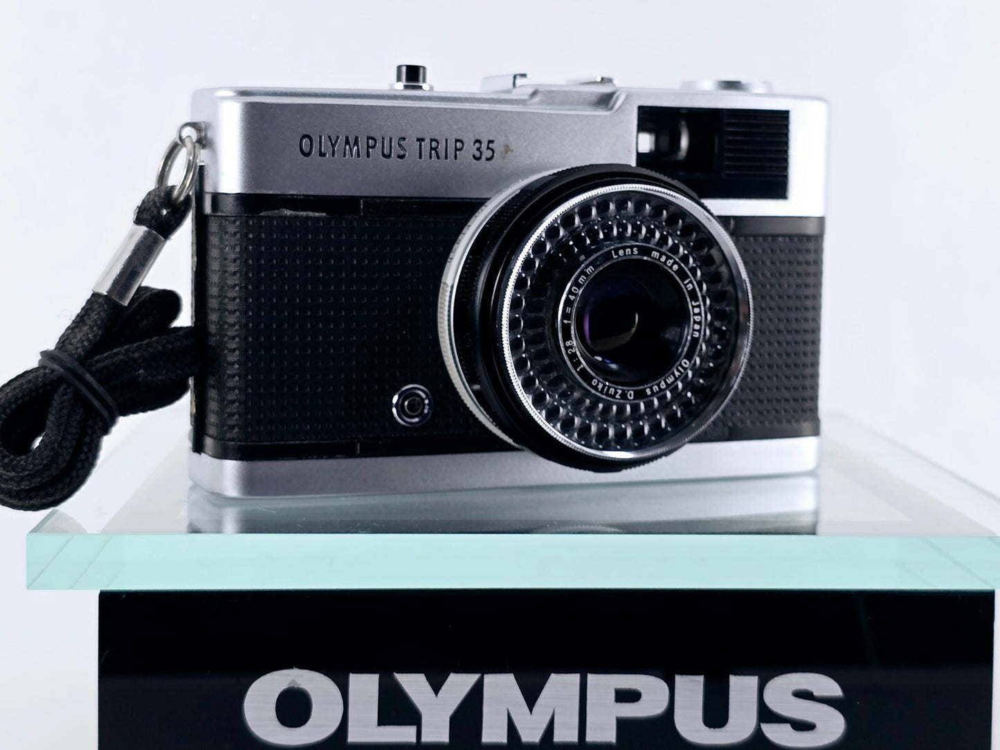 Red Flag OK🌸[Excellent+++++] Olympus Trip 35 Point & Shoot Film Camera Japan