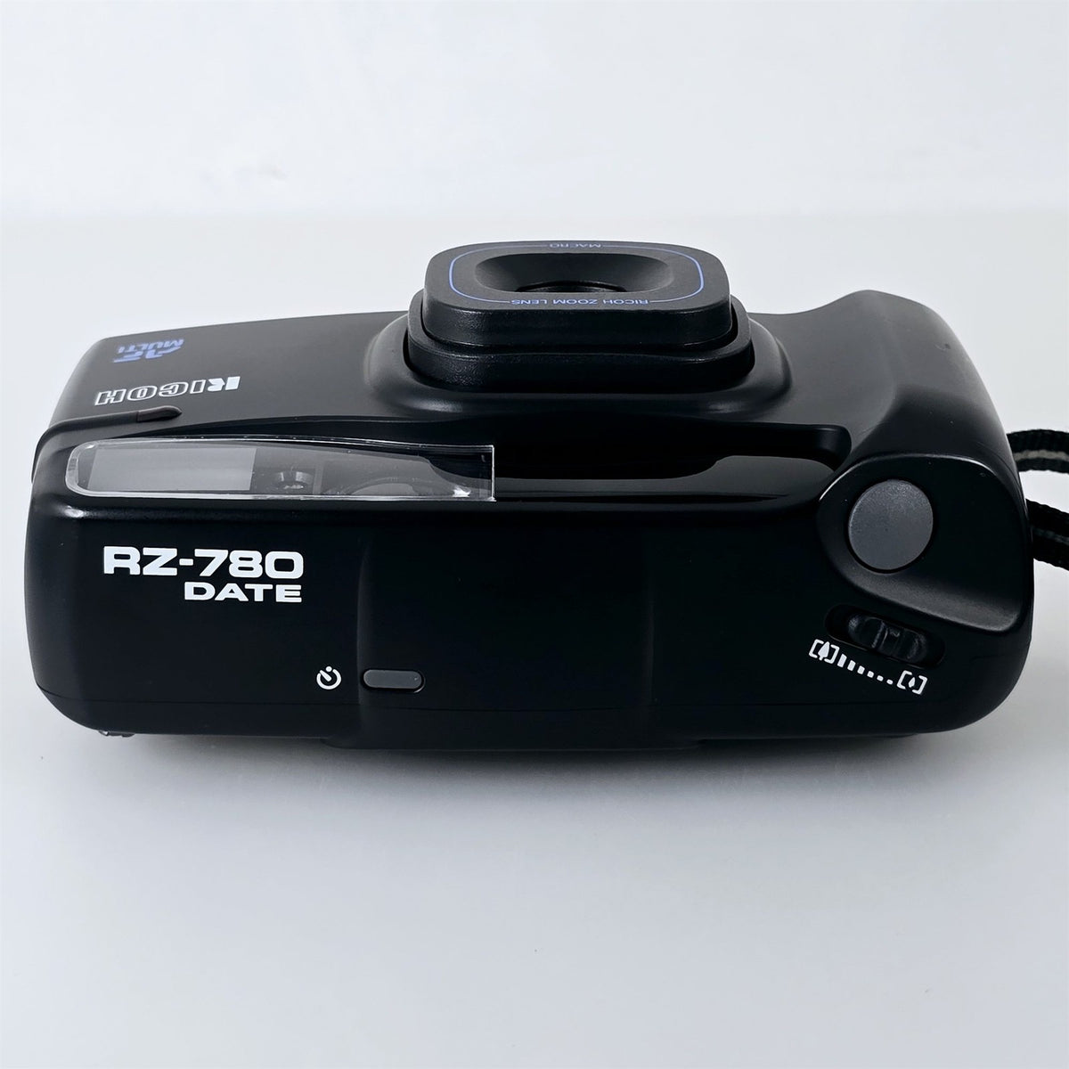 [Pre-owned] Ricoh RZ-780 Date Point & Shoot 35mm Film Camera (Black) — Mint — Japan #5805