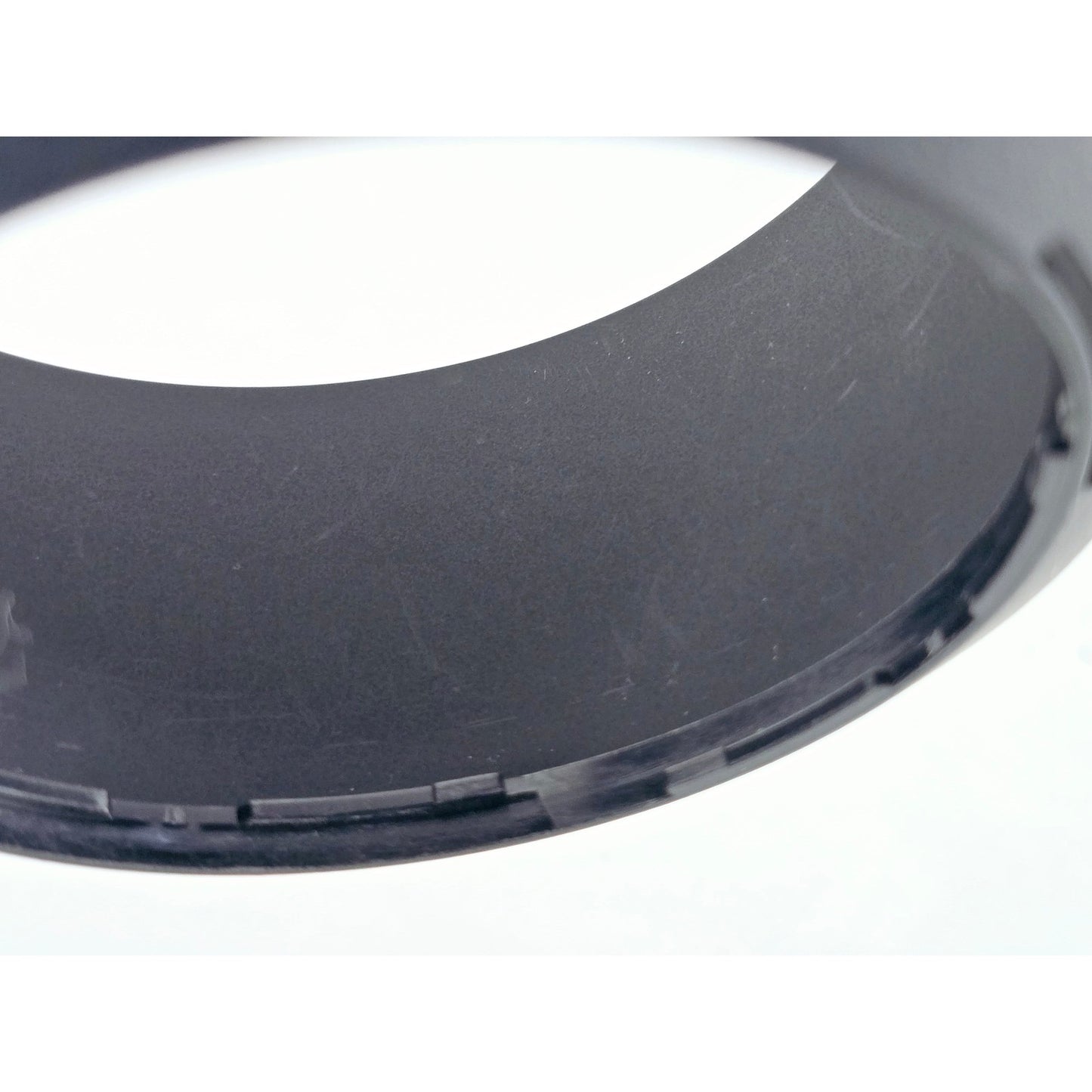 [Pre-owned] Nikon HB-62 Bayonet Lens Hood for AF-S 85mm f/1.8G — MINT — Japan #4175