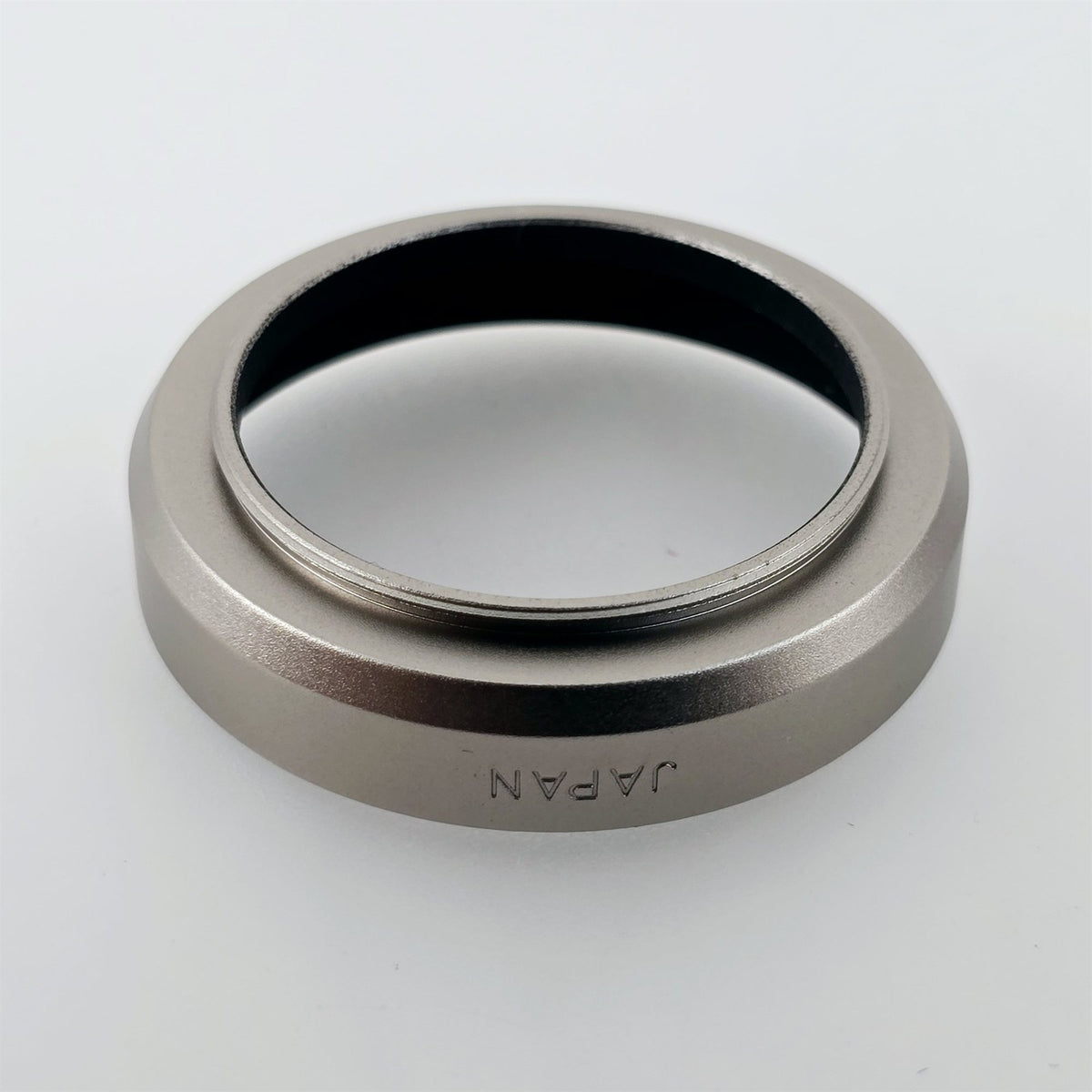[Pre-owned] Contax TVS Genuine Metal Lens Hood for TVS / TVS II — Top Mint — Japan #5725