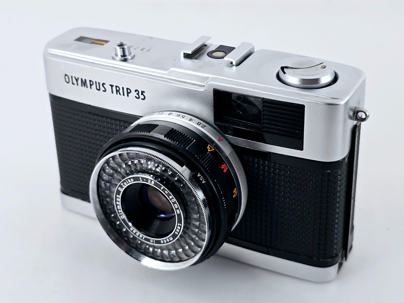 Red Flag OK🌸[Excellent+++++] Olympus Trip 35 Point & Shoot Film Camera Japan