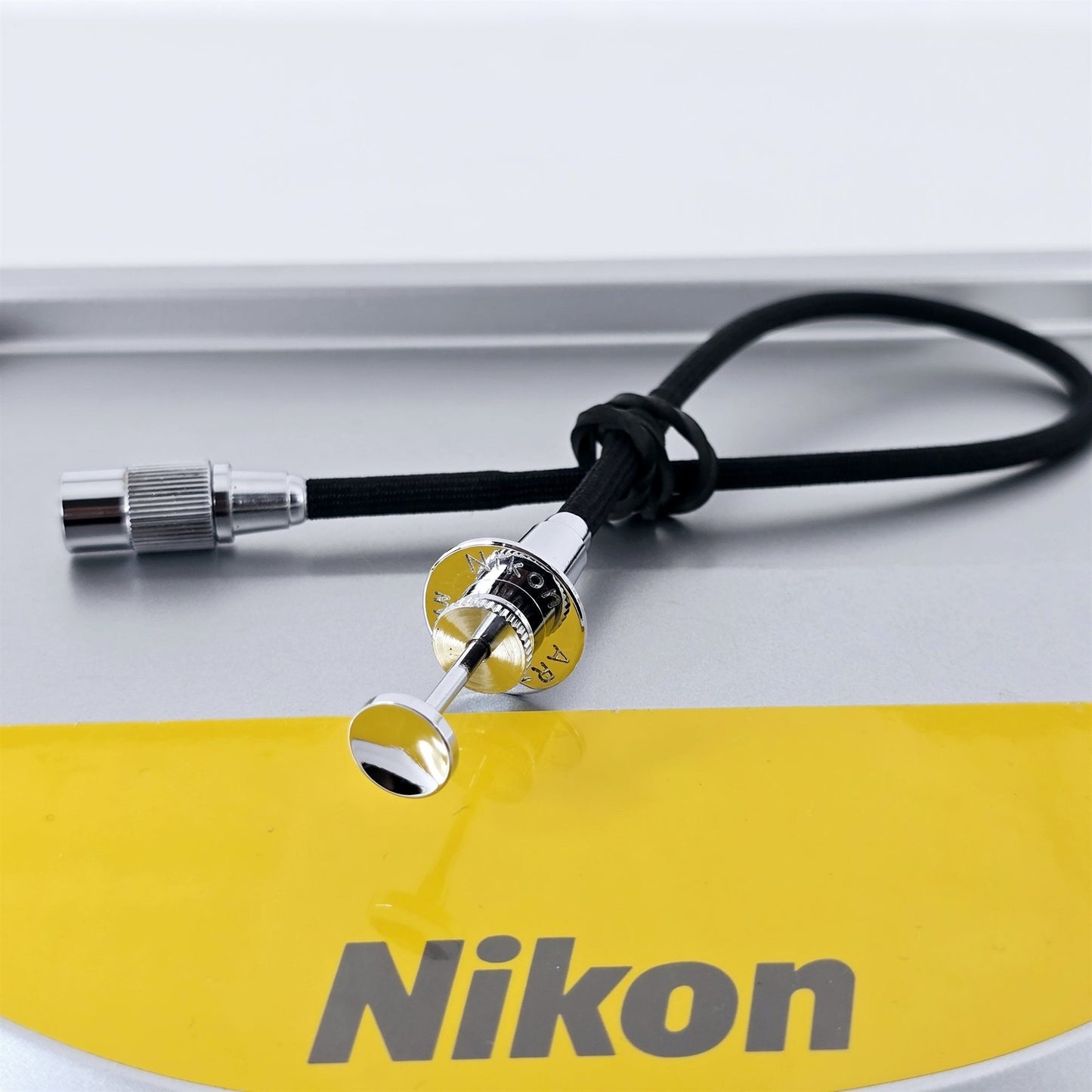 [Pre-owned] Genuine Nikon AR-2 Shutter Release for F F2 Nikkormat — Top Mint — Japan #5300