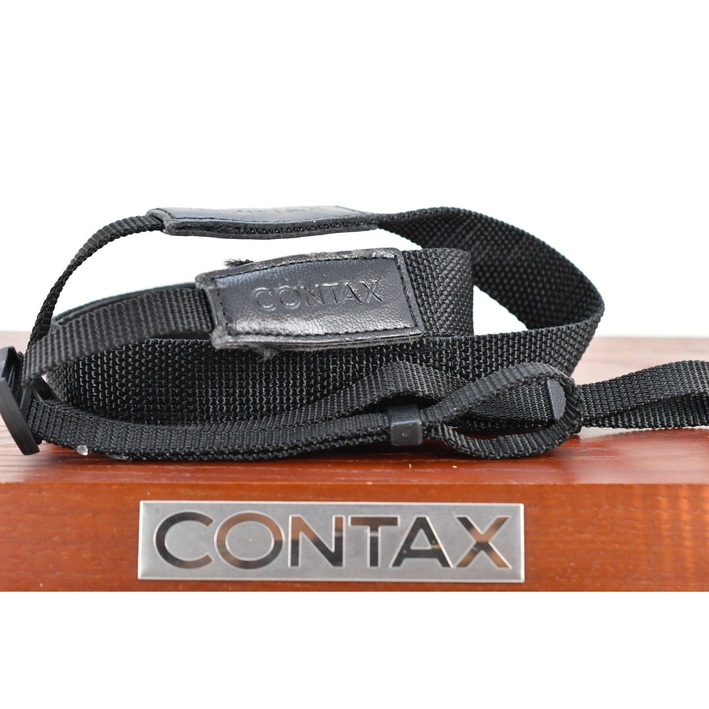[Pre-owned] Contax Genuine Camera Neck Strap Black Nylon 0.98in (2.5cm) — Near MINT — Japan #2235