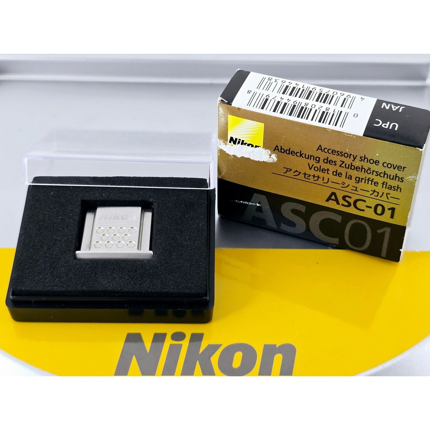 [Pre-owned] Genuine Nikon ASC-01 Accessory Shoe Cover Silver — Unused — Japan #5135