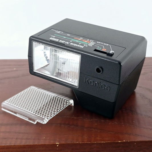[Pre-owned] Konica X-24 Auto Shoe Mount Flash Speedlight — Mint — Japan #5626