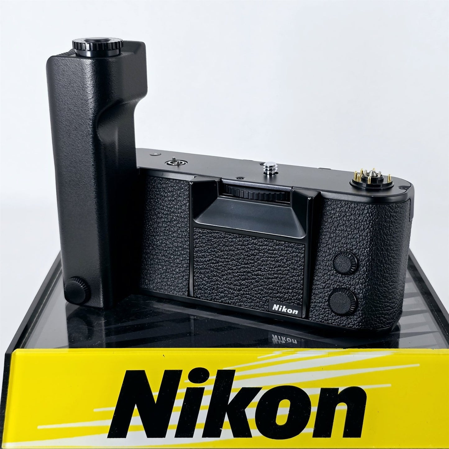 [Pre-owned] Nikon MD-4 Motor Drive for F3 HP F3/T — Mint — Japan #5316