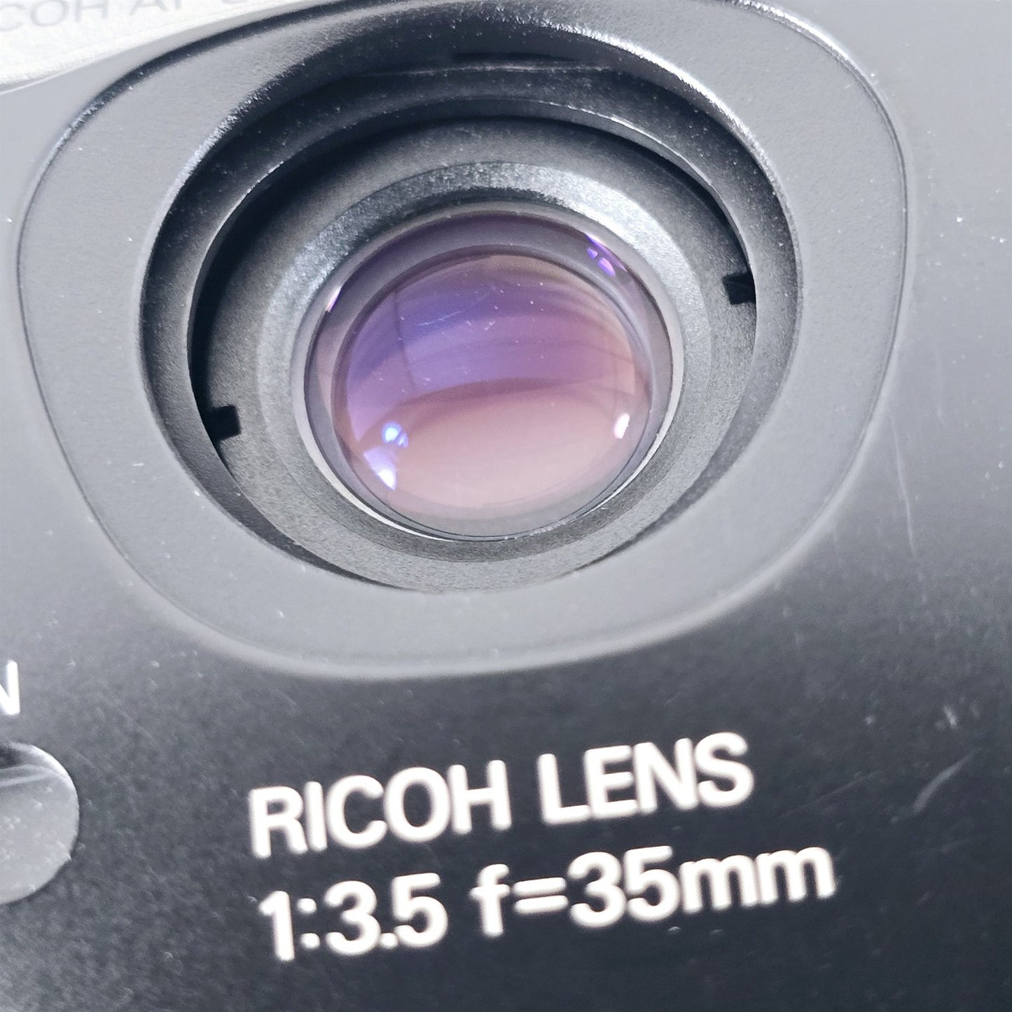[Pre-owned] Ricoh FF-9s Date 35mm Point & Shoot Film Camera — Near Mint — Japan #5212