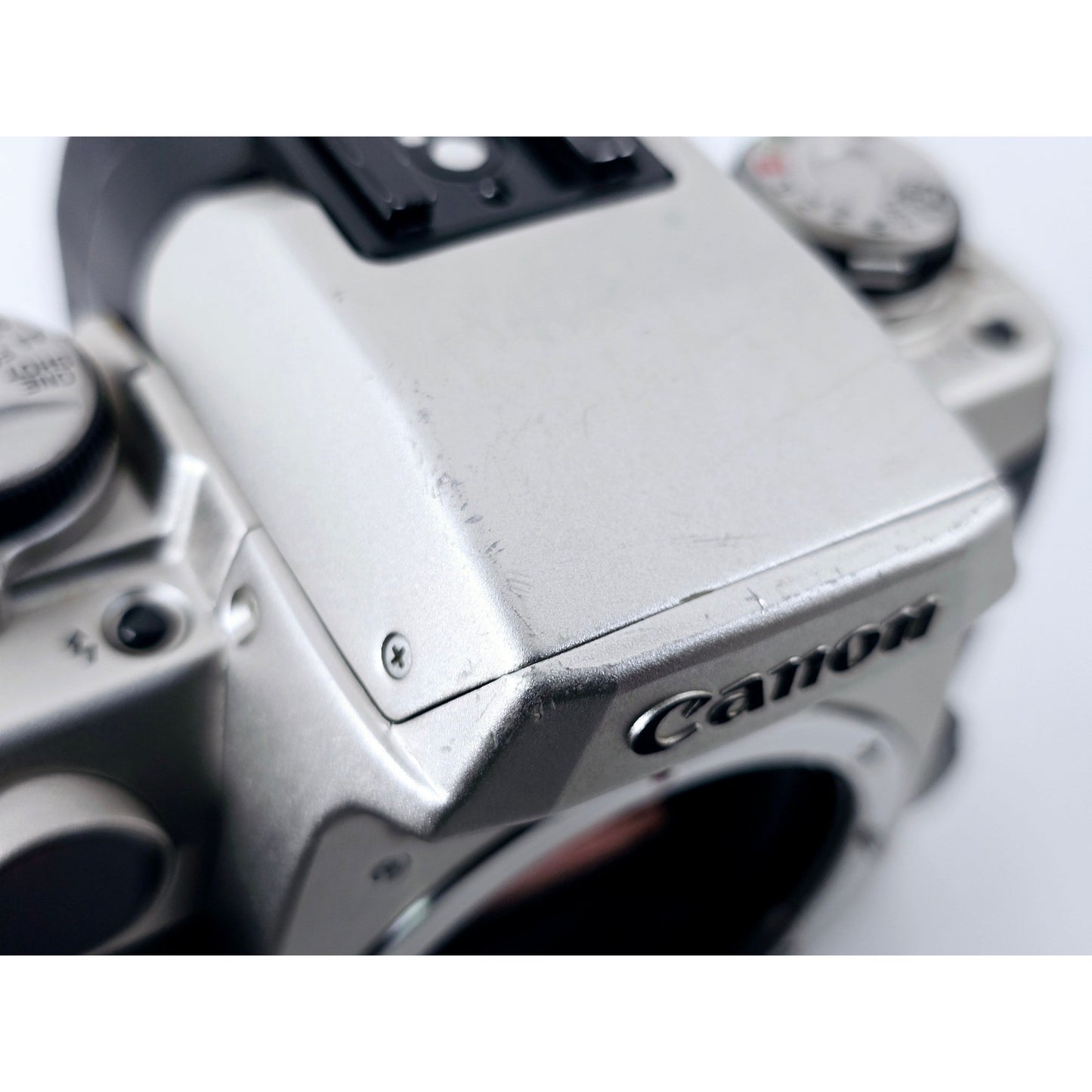 [Pre-owned] Canon EOS 55 35mm Film Camera with EF 28-80mm F3.5-5.6 IV Lens — Near MINT — Japan #4142