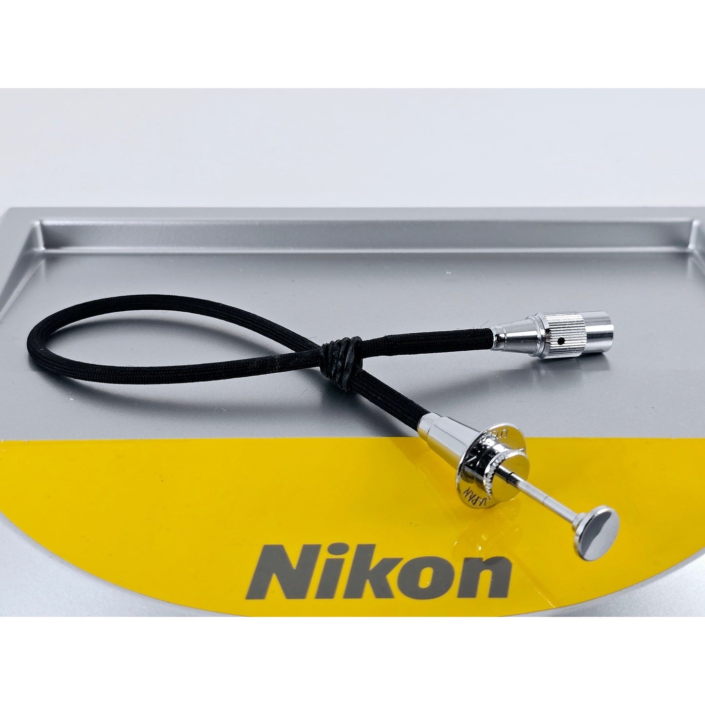 [Pre-owned] Genuine Nikon AR-2 Shutter Cable Release for F F2 — MINT — Japan #3266