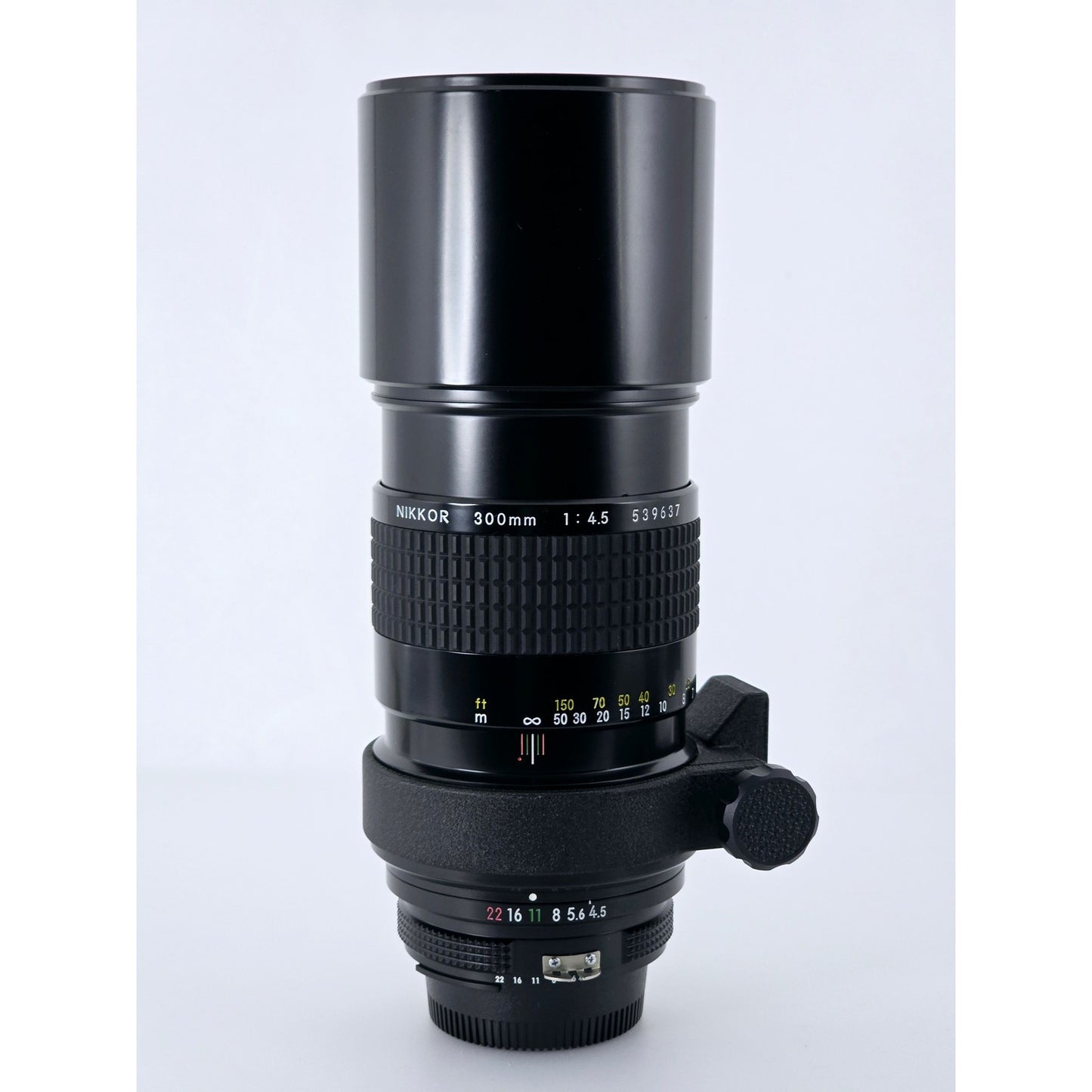 [Pre-owned] Nikon Ai Nikkor 300mm F4.5 Telephoto MF Lens — Near MINT+++ — Japan #4839