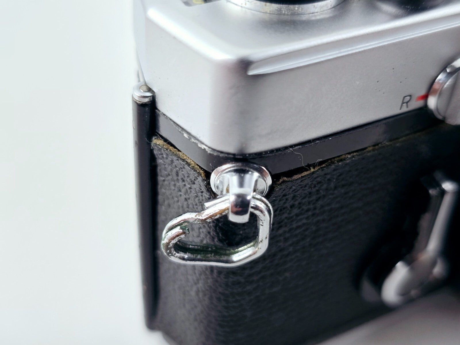 Read🌸New Seal [Excellent] Olympus M-1 SLR 35mm Film Camera Body Only From Japan