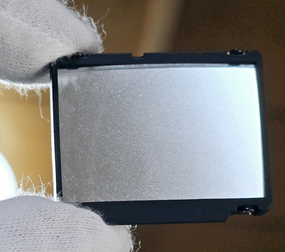 [Pre-owned] Nikon F3 Focusing Screen Type D Red Dot for F3 F3HP F3T — Near Mint — Japan #5291