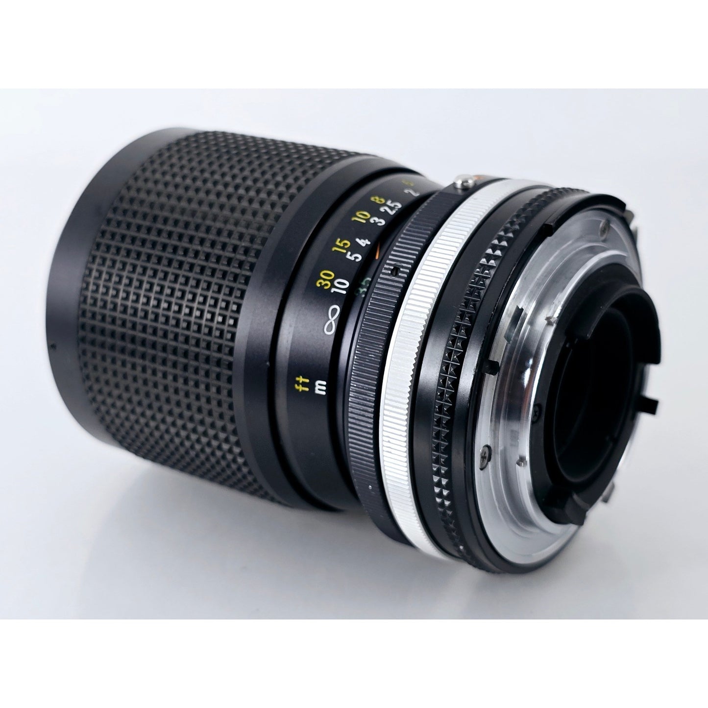 [Pre-owned] Nikon Ai-s Zoom Nikkor 35-105mm F3.5-4.5 MF Lens — Near MINT — Japan #2675