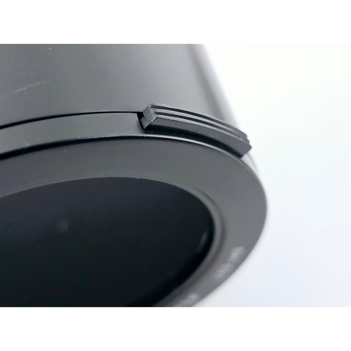 [Pre-owned] Tokina SH-521 52mm Snap-on Lens Hood (Genuine) — MINT — Japan #4610
