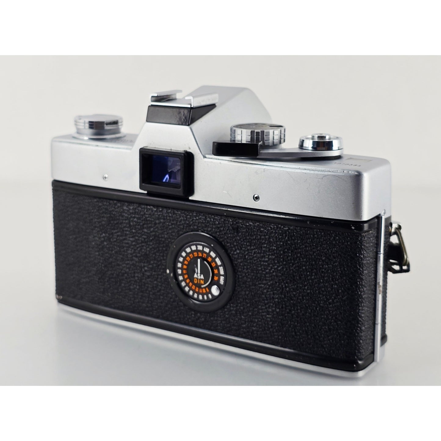 [Pre-owned] Minolta SRT 101 SLR 35mm Film Camera Body — Near MINT — Japan #4266