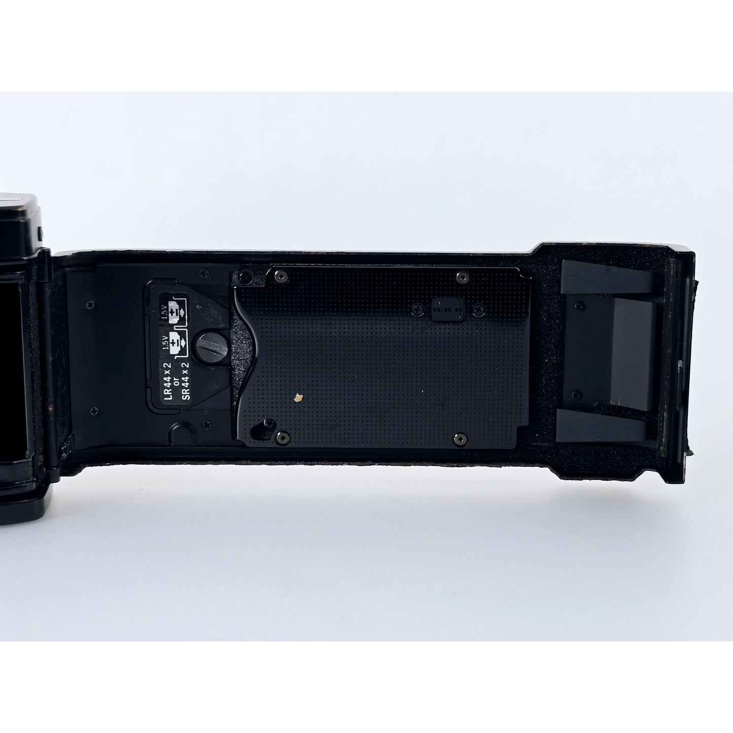 [Pre-owned] Olympus OM10 SLR 35mm Film Camera (Body Only) — Near MINT+++ — Japan #4867