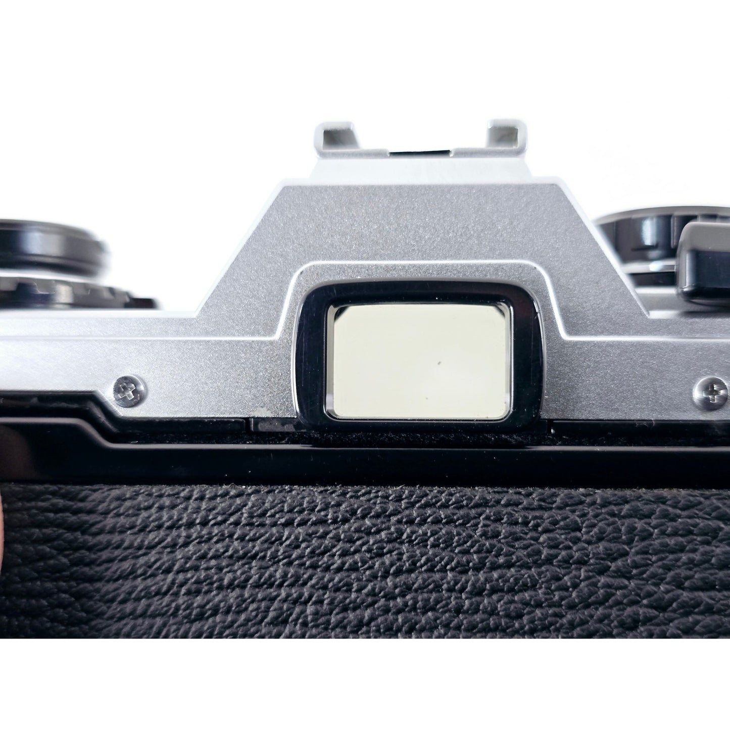 [Pre-owned] Olympus OM10 SLR 35mm Film Camera (Body Only) — Near MINT+++ — Japan #4599