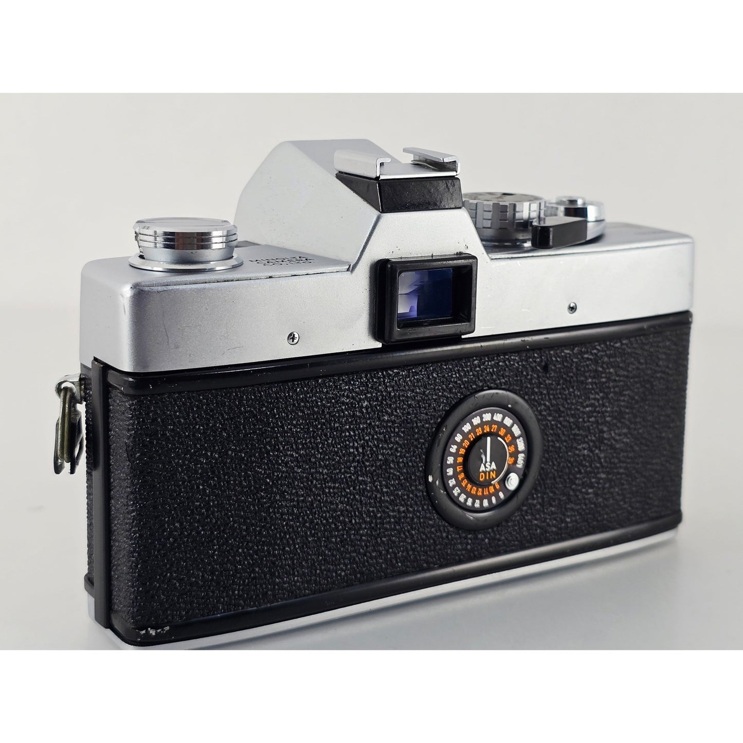 [Pre-owned] Minolta SRT 101 SLR 35mm Film Camera Body — Near MINT — Japan #4266