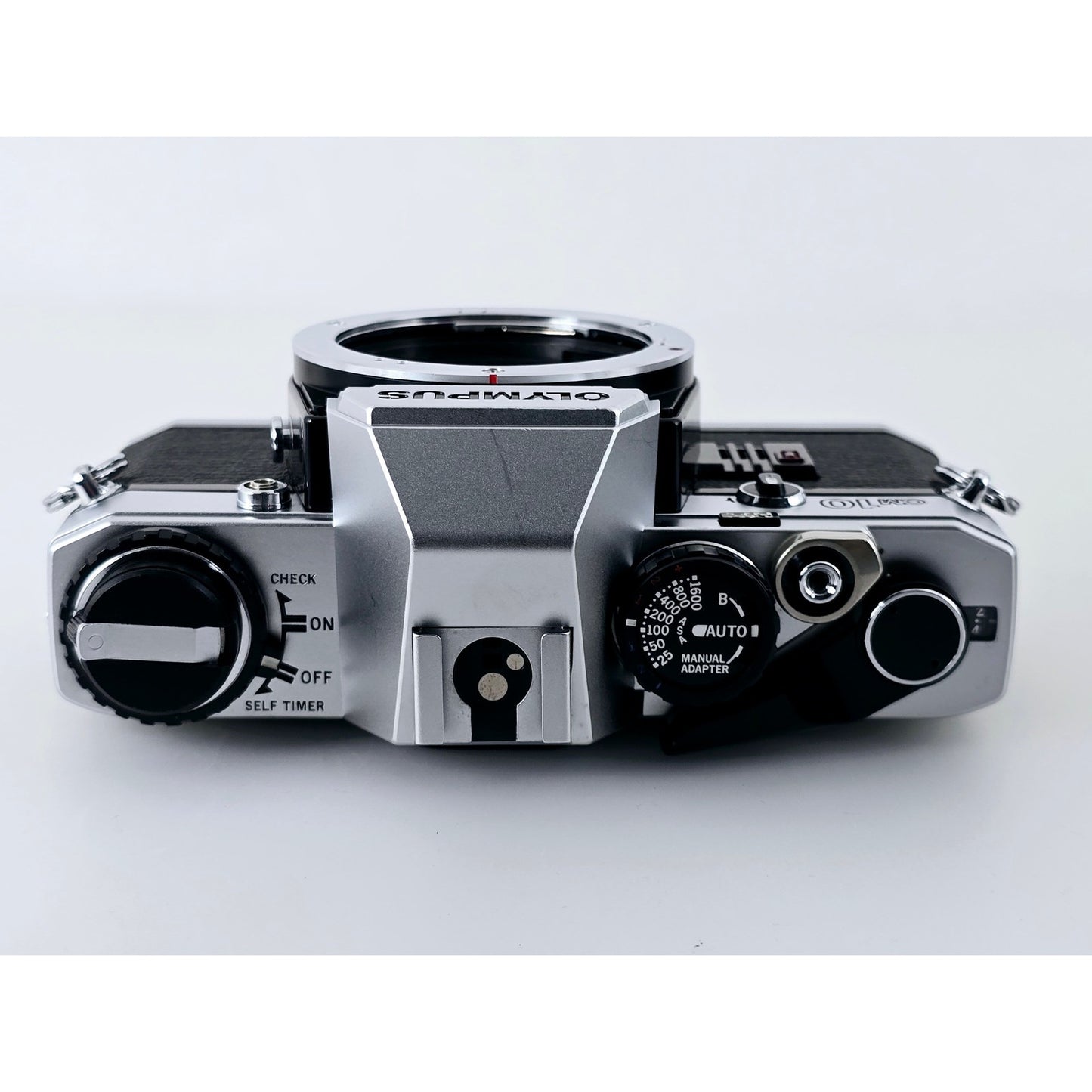 [Pre-owned] Olympus OM10 SLR 35mm Film Camera (Body Only) — Near MINT+++ — Japan #4862