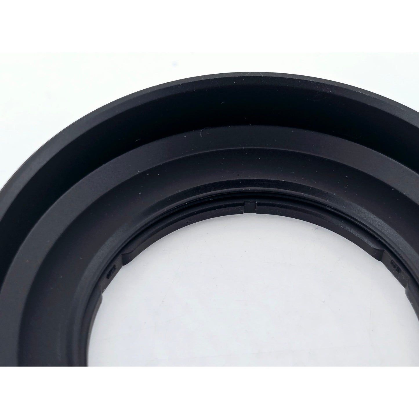 [Pre-owned] Nikon Lens Hood HN-40 for DX 16-50mm F3.5-6.3 VR 46mm — MINT — Japan #3885