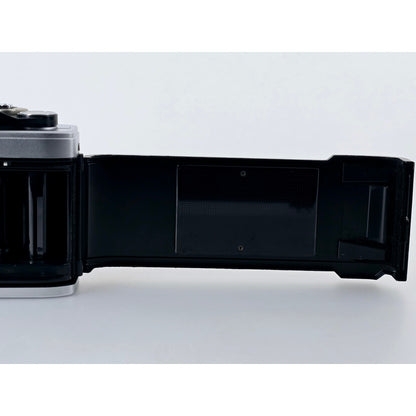 [Pre-owned] Olympus OM10 35mm Film SLR Camera Body — Near MINT — Japan #5161