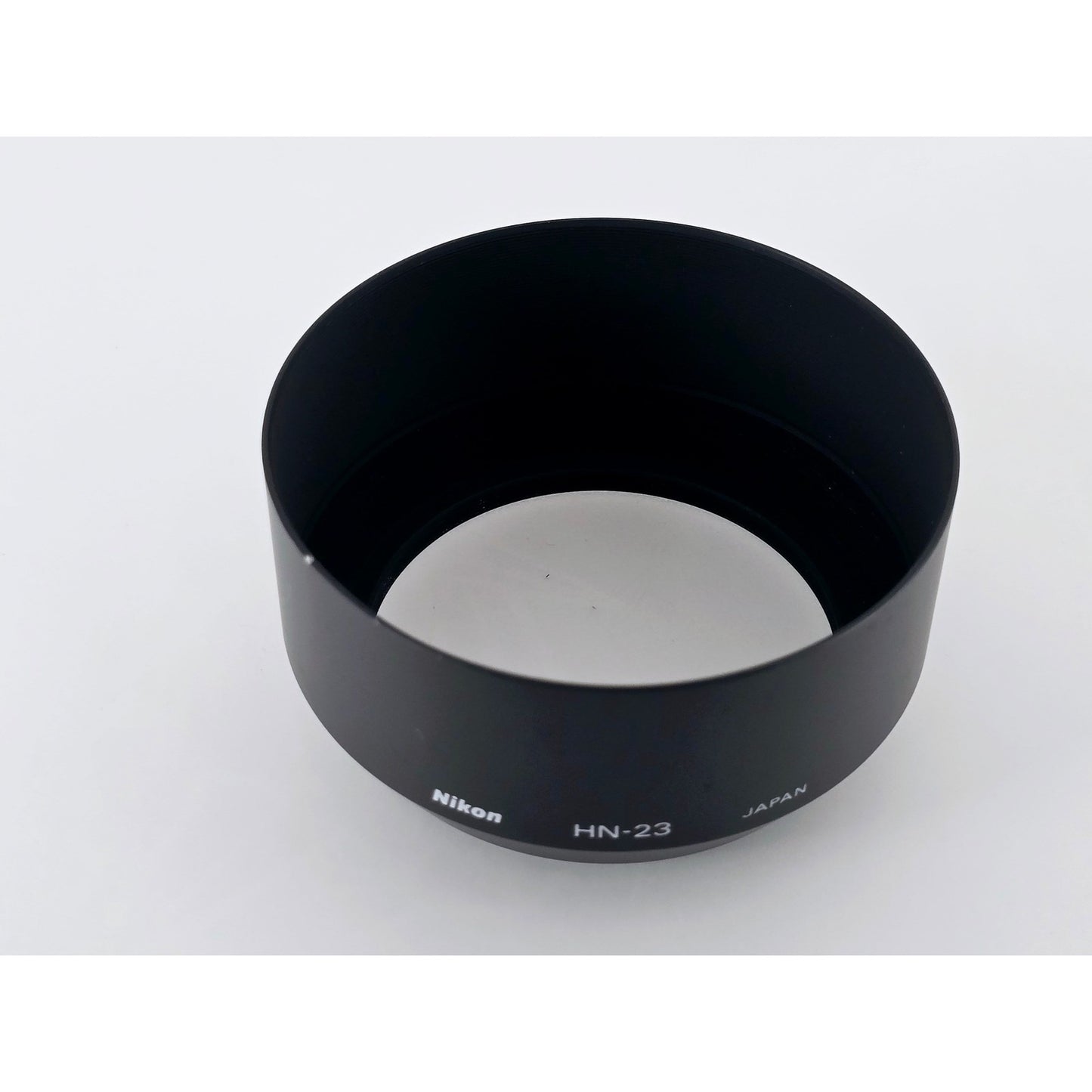[Pre-owned] Nikon HN-23 62mm Lens Hood for 80-200mm f/4 & 85mm f/1.8 — Near MINT — Japan #4784