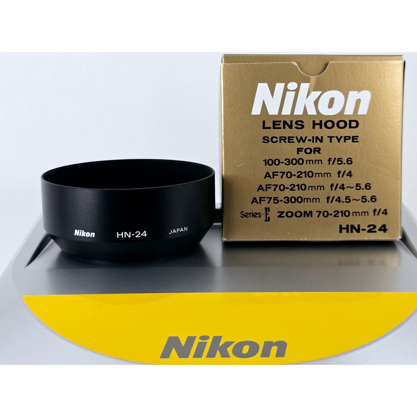 [Pre-owned] Nikon Metal Lens Hood HN-24 for 100-300mm F5.6 Series E — Unused — Japan #2965
