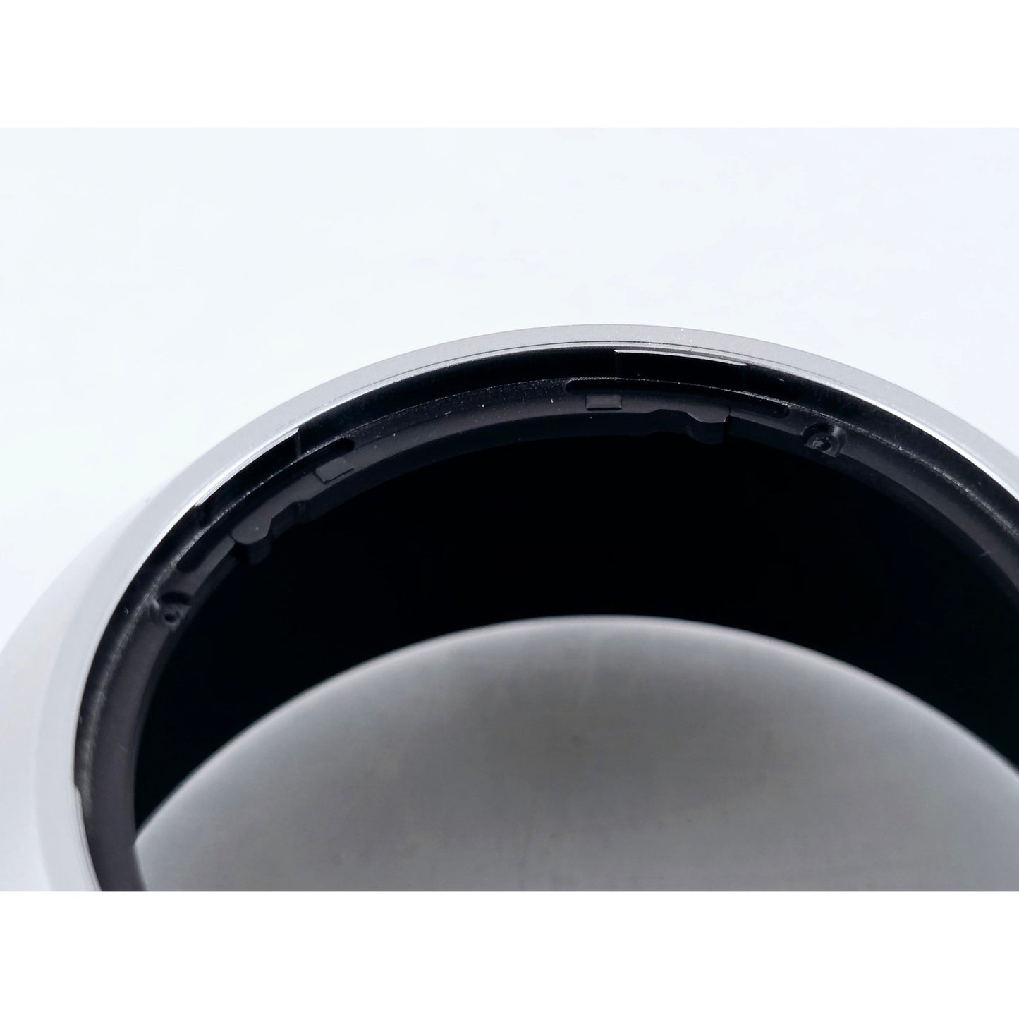 [Pre-owned] Olympus Pen LH-40B Lens Hood for M.Zuiko Digital 45mm F1.8 — Unused — Japan #4203