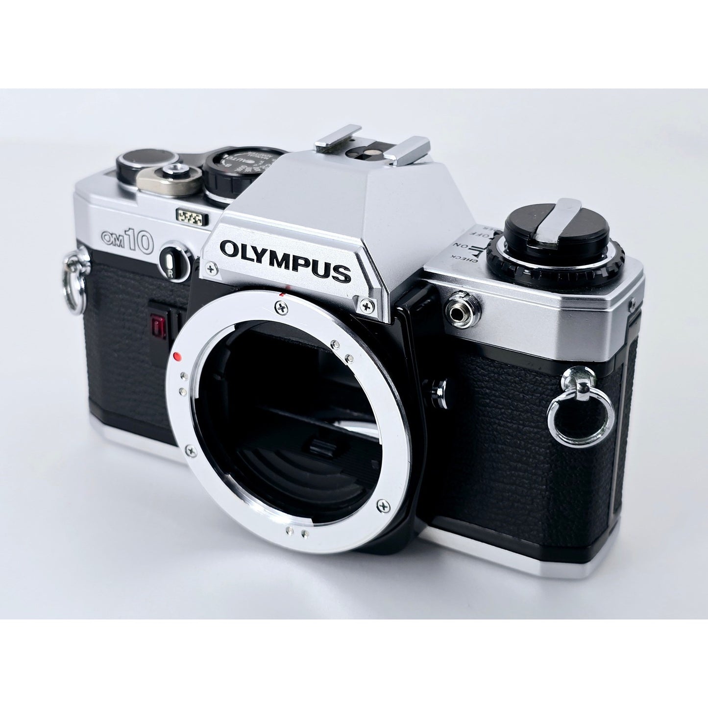 [Pre-owned] Olympus OM10 SLR 35mm Film Camera (Body Only) — Near MINT — Japan #4953