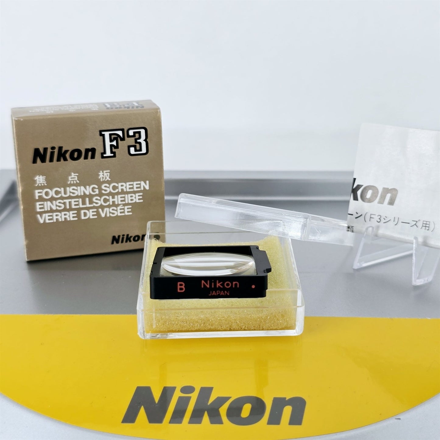 [Pre-owned] Nikon F3 Focusing Screen Type B Red Dot — Mint — Japan #5358