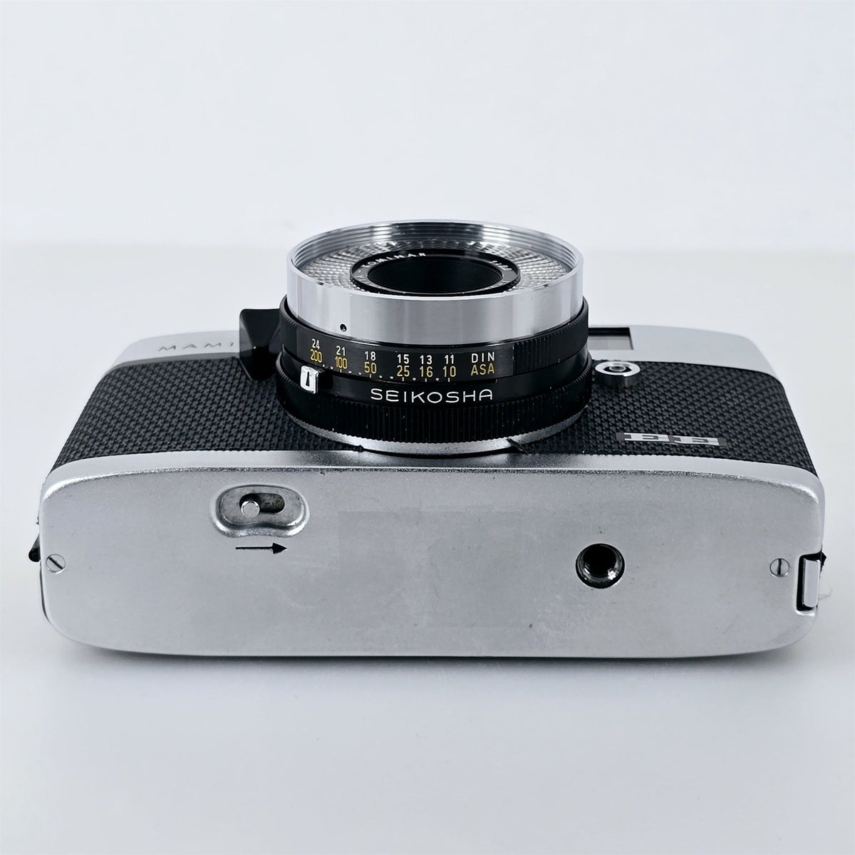 [Pre-owned] Mamiya EE 35mm Film Camera Silver — Near Mint — Japan #5672