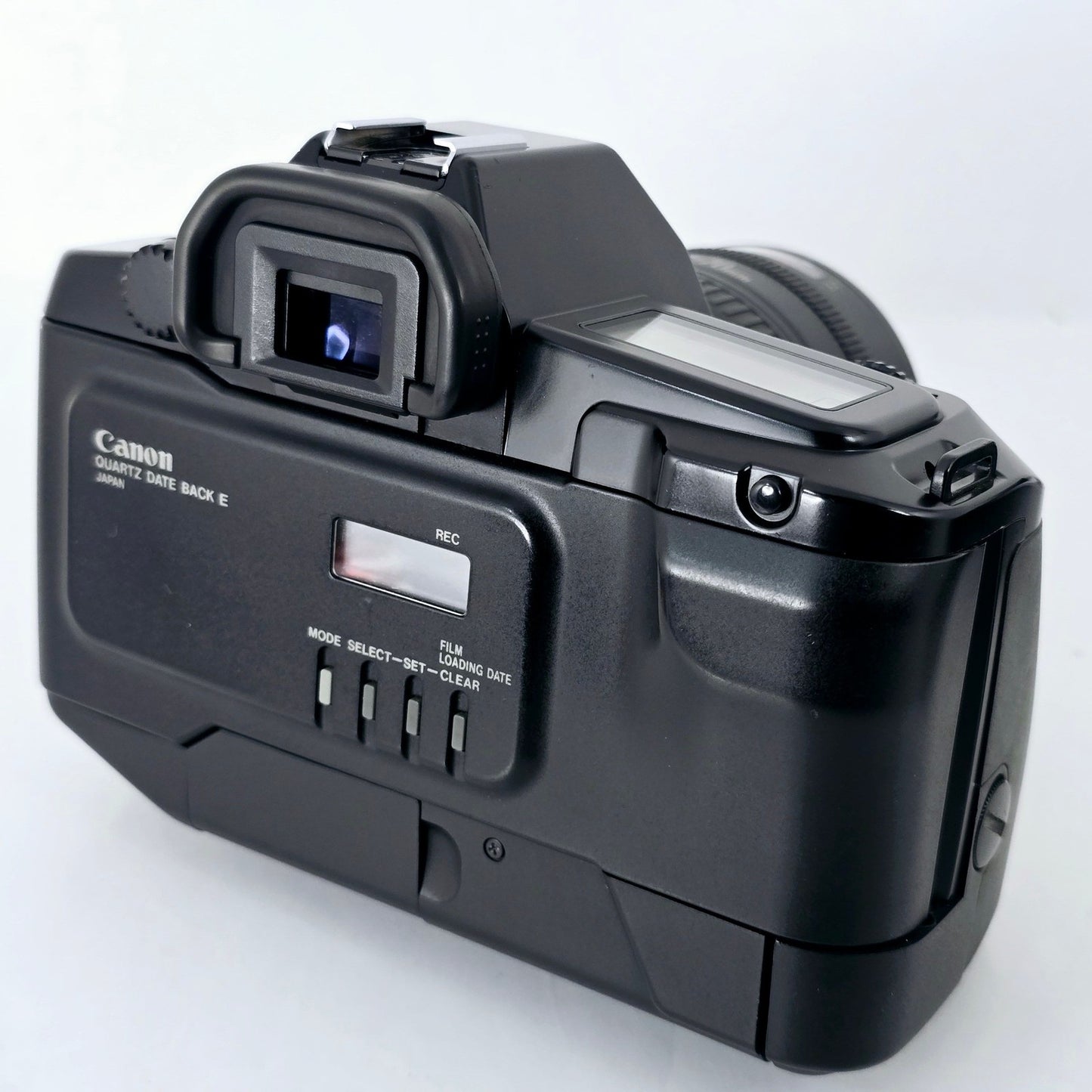 [Pre-owned] Canon EOS 650 35mm Film Camera with EF 28-70mm f/3.5-4.5 AF Lens — Near MINT — Japan #4183