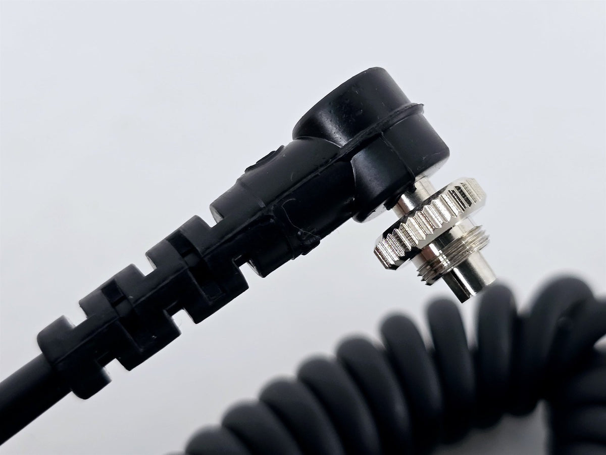 [Pre-owned] Nikon SC-15 Sync Cord Flash Cable for F3 F4 F5 F6 FM2 — Unused — Japan #4582