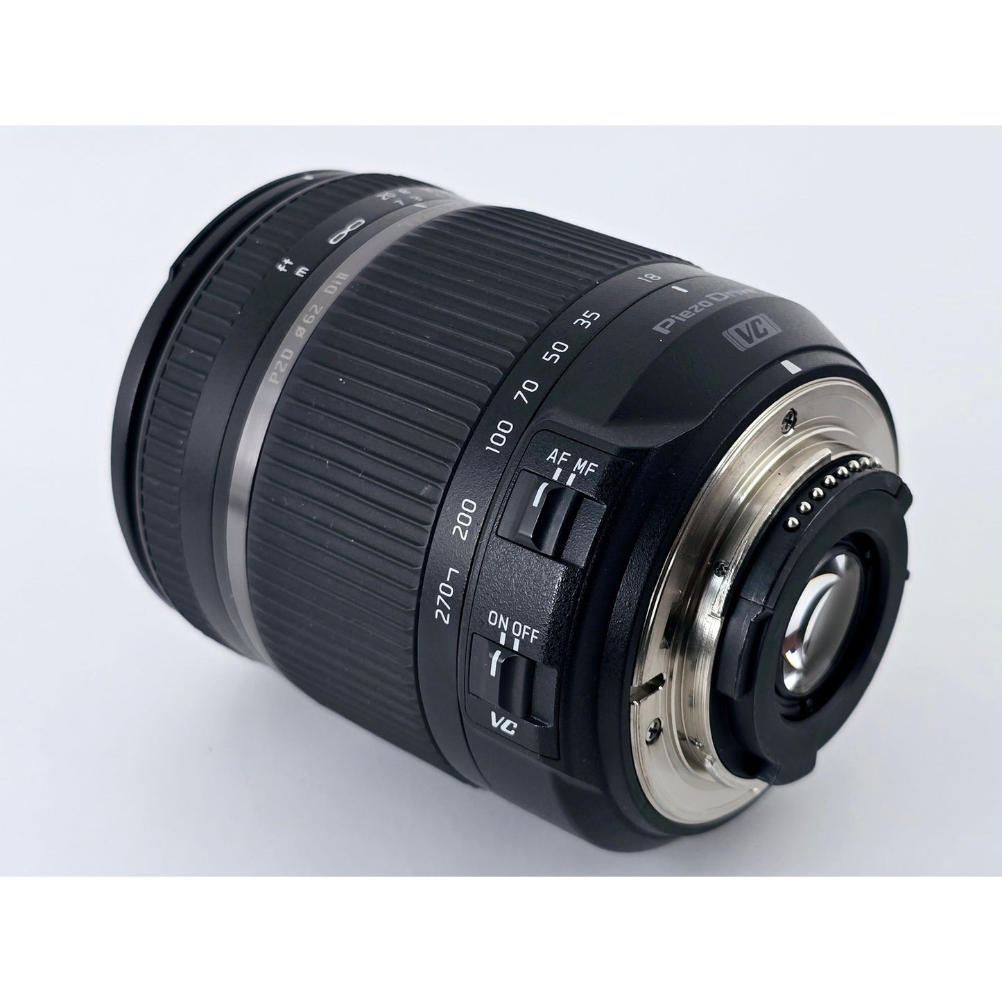 [Pre-owned] Tamron 18-270mm F3.5-6.3 Di II VC PZD B008 Lens for Nikon F — MINT — Japan #4886