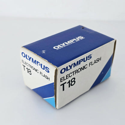 [Pre-owned] Olympus T18 Electronic Flash Unit for 35mm Film Camera — Mint — Japan #5517