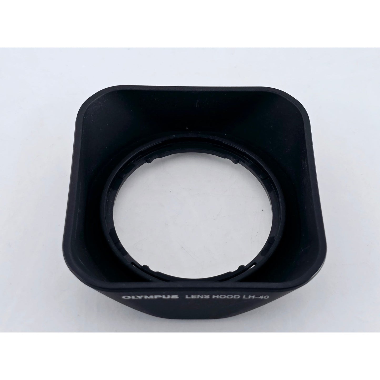 [Pre-owned] Olympus Pen LH-40 Lens Hood for M.Zuiko 14-42mm F3.5-5.6 II — MINT — Japan #4086