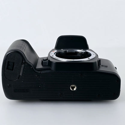 [Pre-owned] Pentax Z-10 35mm Film SLR Camera Body — Mint — Japan #5511