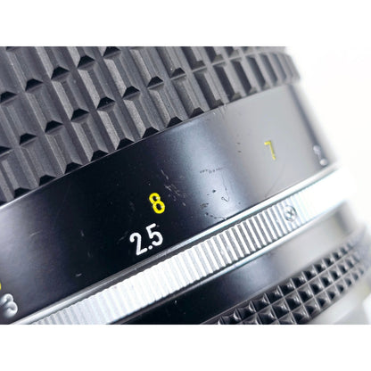 [Pre-owned] Nikon Ai-s Nikkor 200mm F4 Telephoto MF Lens — Near MINT — Japan #4317