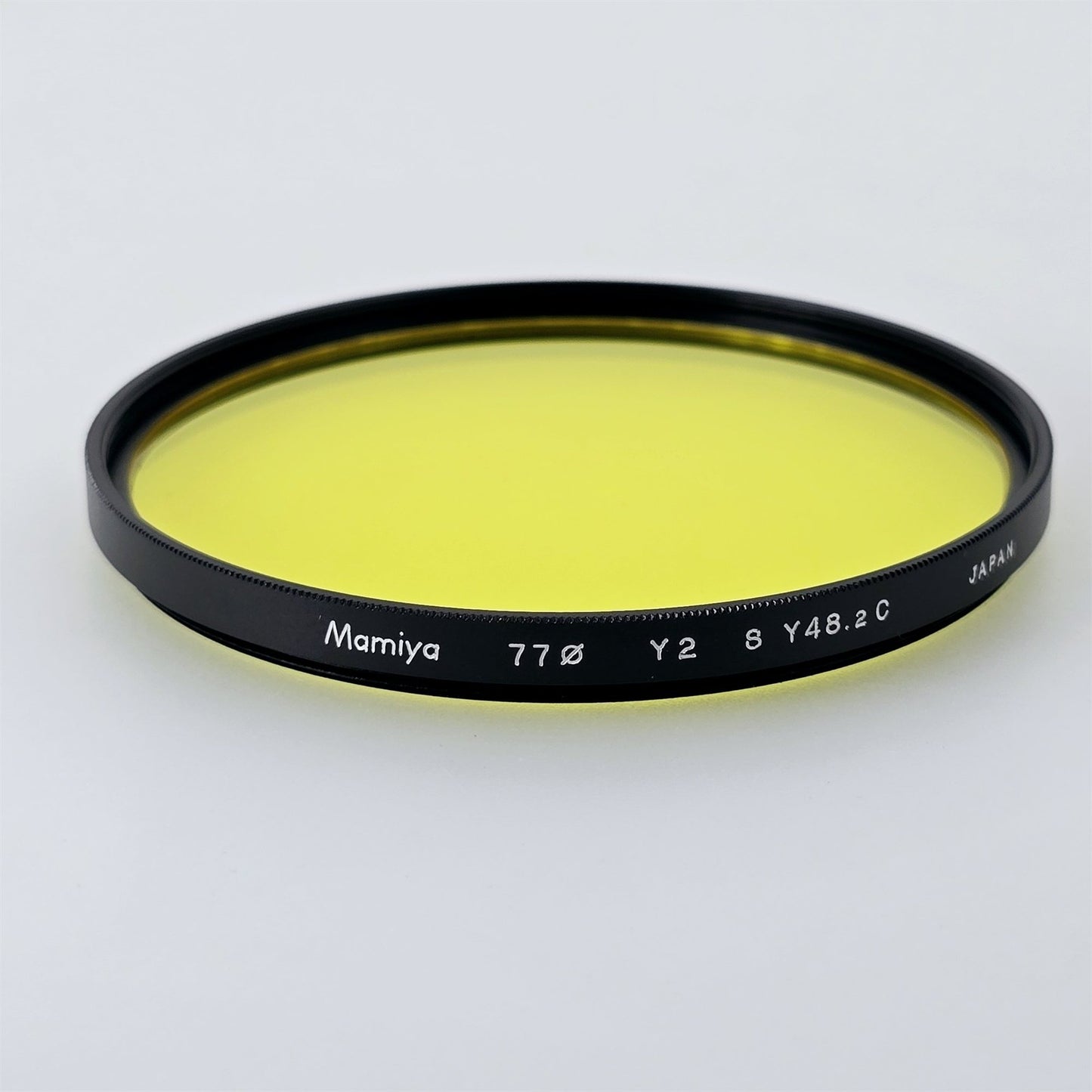 [Pre-owned] Genuine Mamiya 77mm Y2 Yellow Filter for RZ67 RB67 Mamiya 7 — Mint — Japan #5303