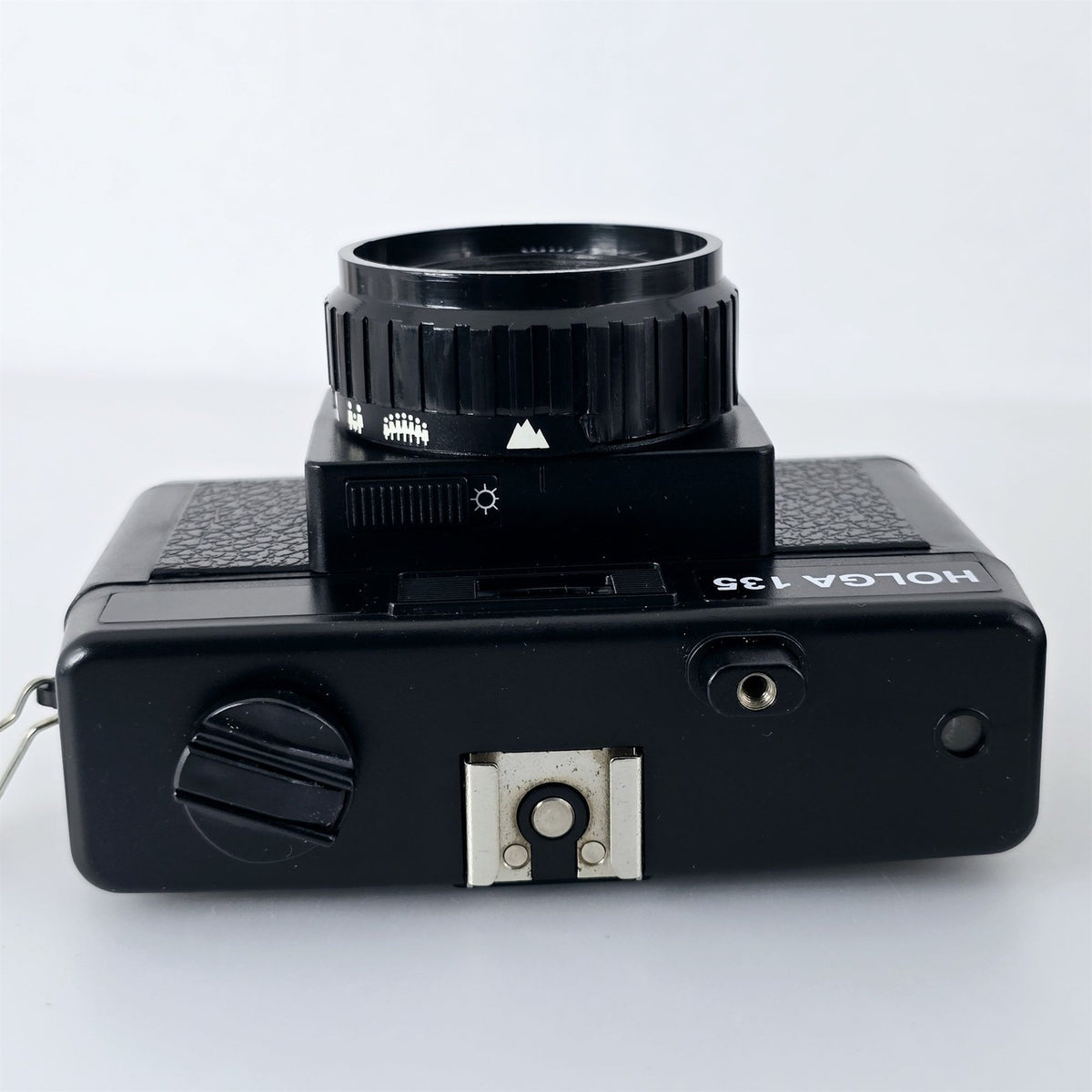 [Pre-owned] Holga 135 35mm Point & Shoot Film Camera Black — Mint — Japan #5466